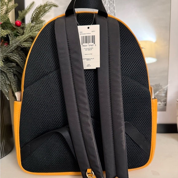 Coach Court Backpack - Picture 2 of 3